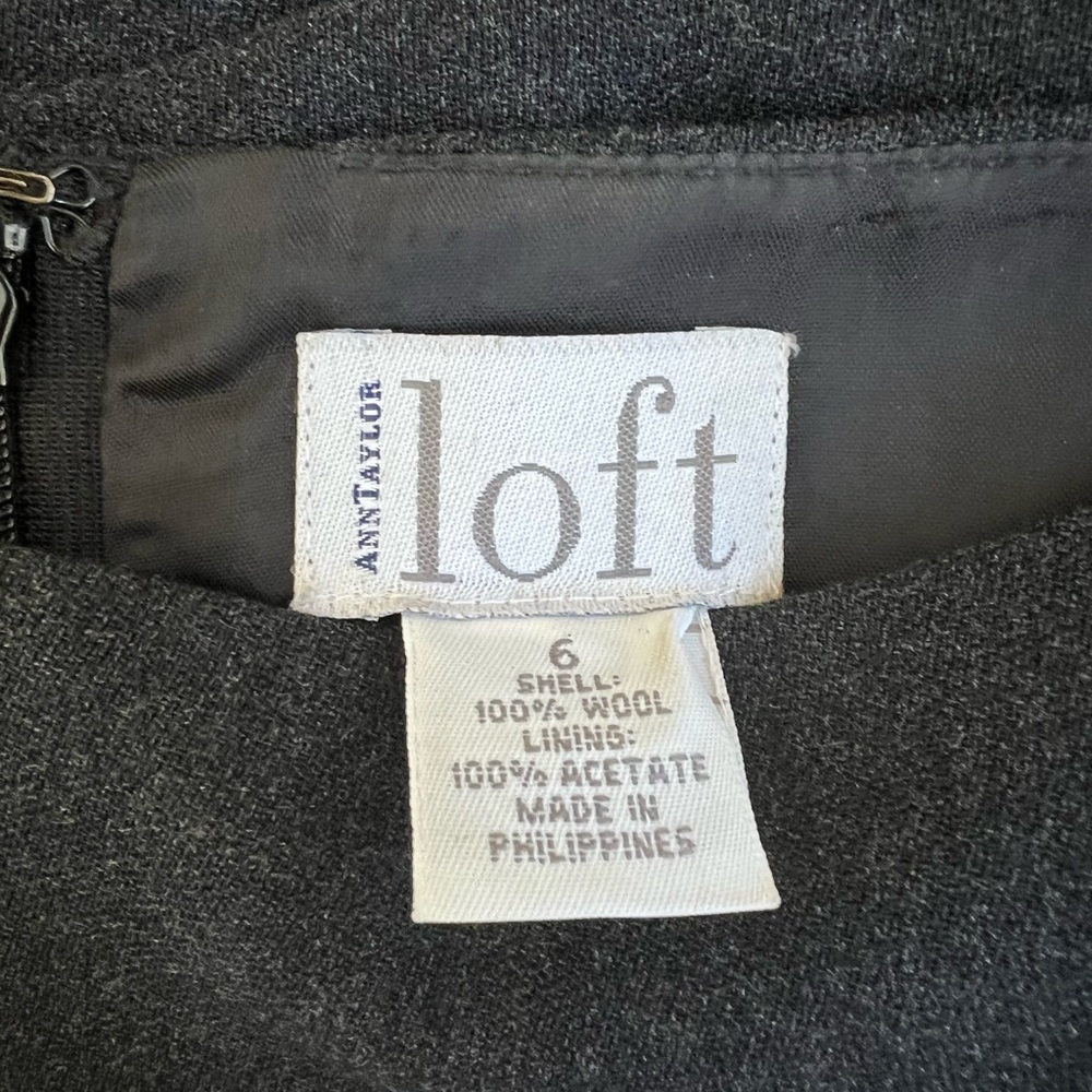 LOFT Classic sheath dress size 6 - Picture 5 of 5